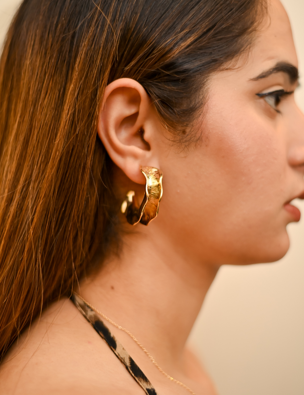 Golden Leaf Anticline Hoop Earrings